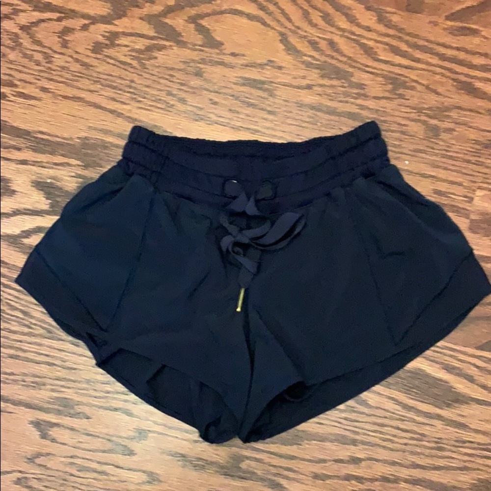 Lululemon Hotty hot shorts size 2